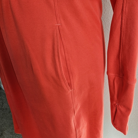 The North Face Flash Dry Red Hooded‎ Long Sleeve Dress, Size Small - Picture 3 of 10
